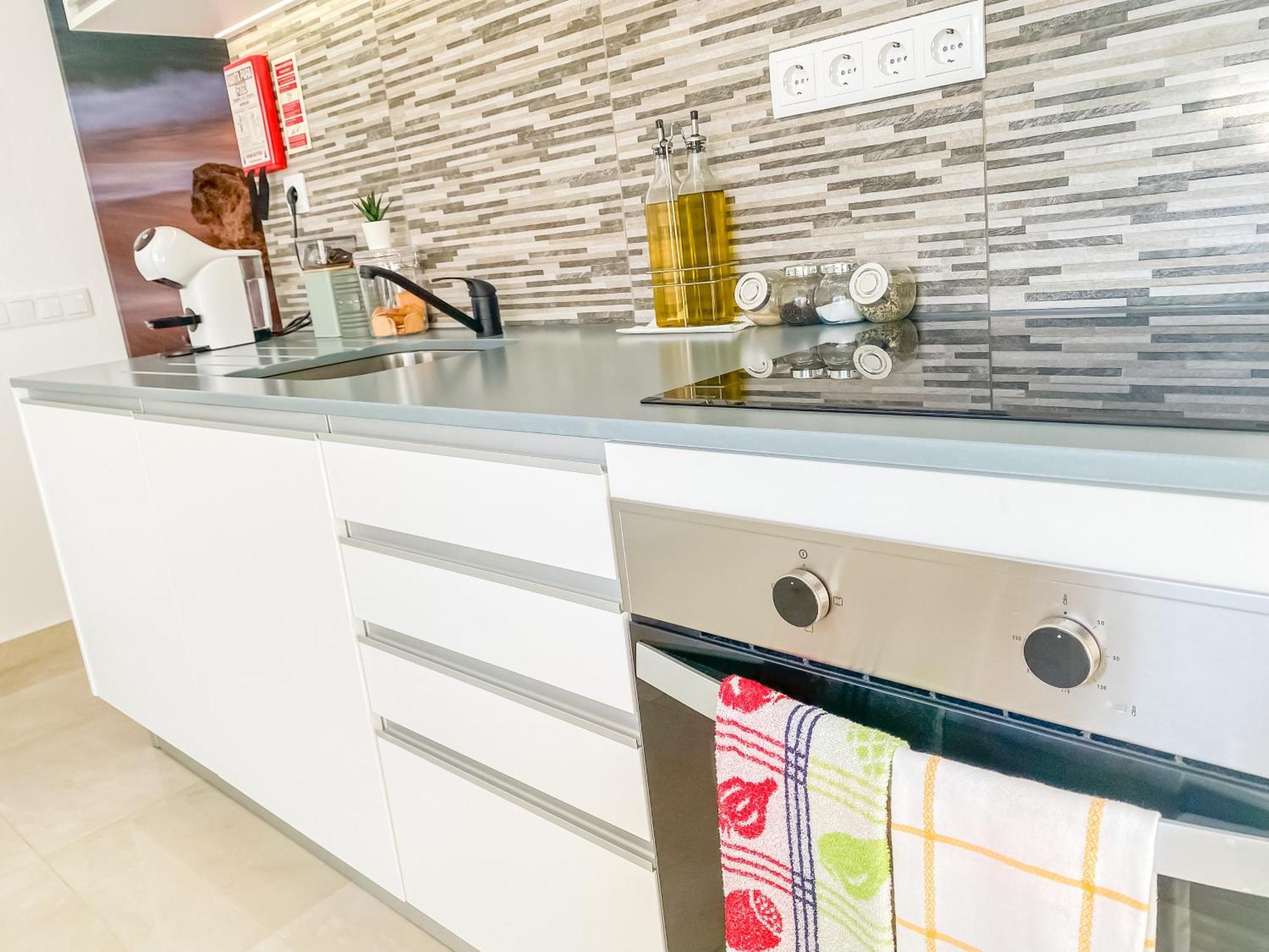 Luxury 2 Min Beach With Balcony, Ocean View, Wifi, Ac, Smarttv Portimão Exterior foto